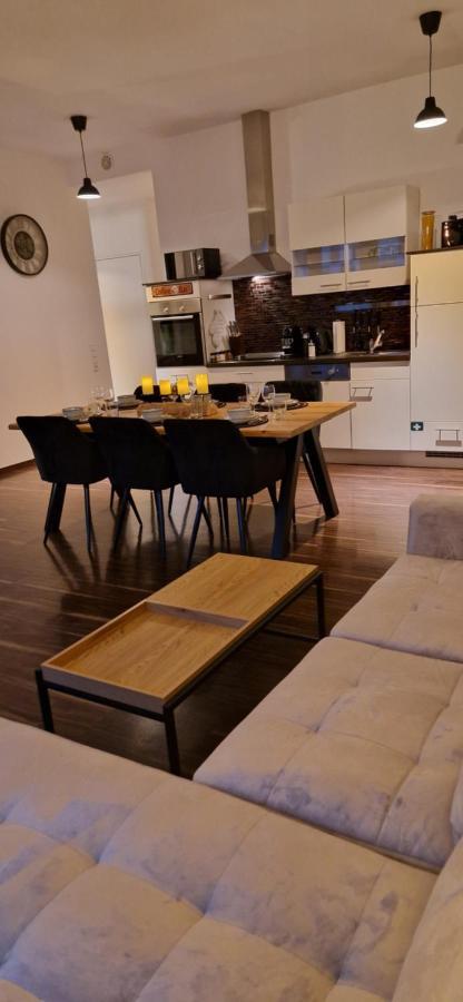 Apartment Homey Harbor - Parking Two Bathrooms Netflix Sea View