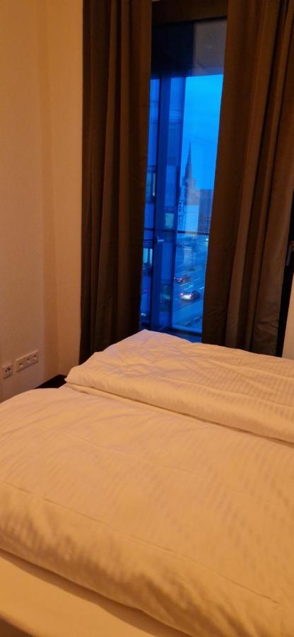 Homey Harbor - Parking Two Bathrooms Netflix Sea View